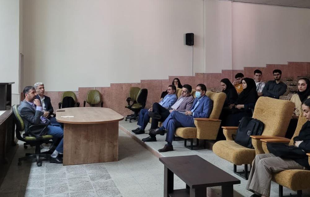پخش زنده جلسه دادرسی شعبه اول حقوقی دادگاه بخش خرمآباد استان برای دانشجویان دانشگاه مازندران