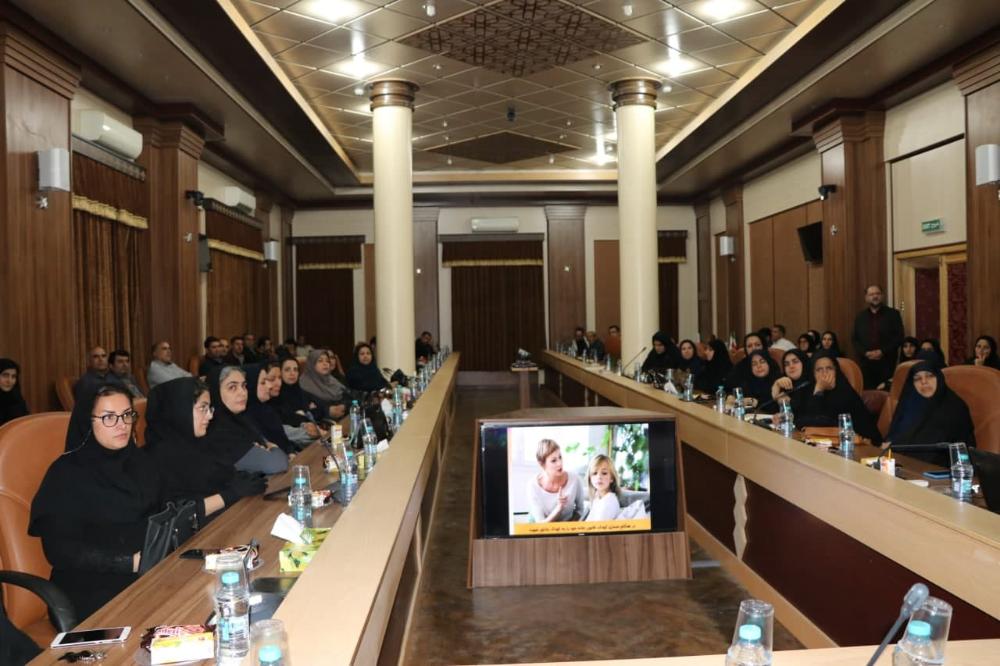 برگزاری کارگاه تخصصی خانواده و تربیت کودکان